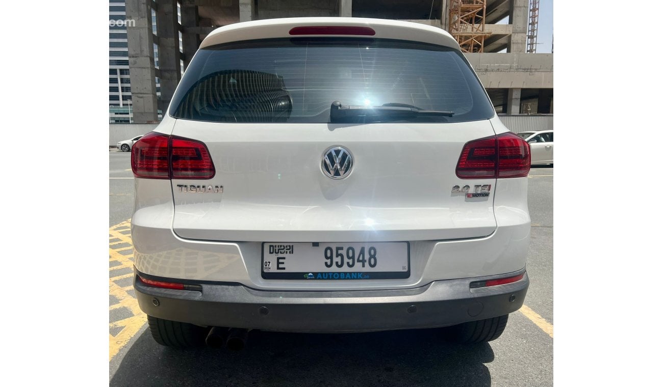 Volkswagen Tiguan SE 2.0L TSI 4Motion