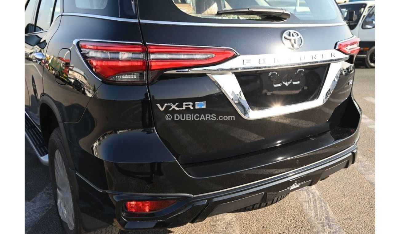 Toyota Fortuner 2025 TOYOTA FORTUNER VXR+ V6 4.0L PETROL AUTOMATIC