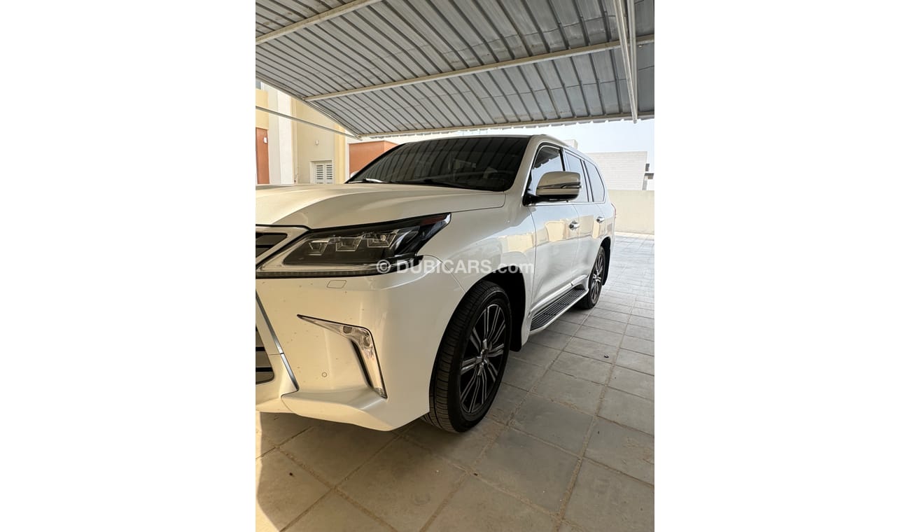 Lexus LX570