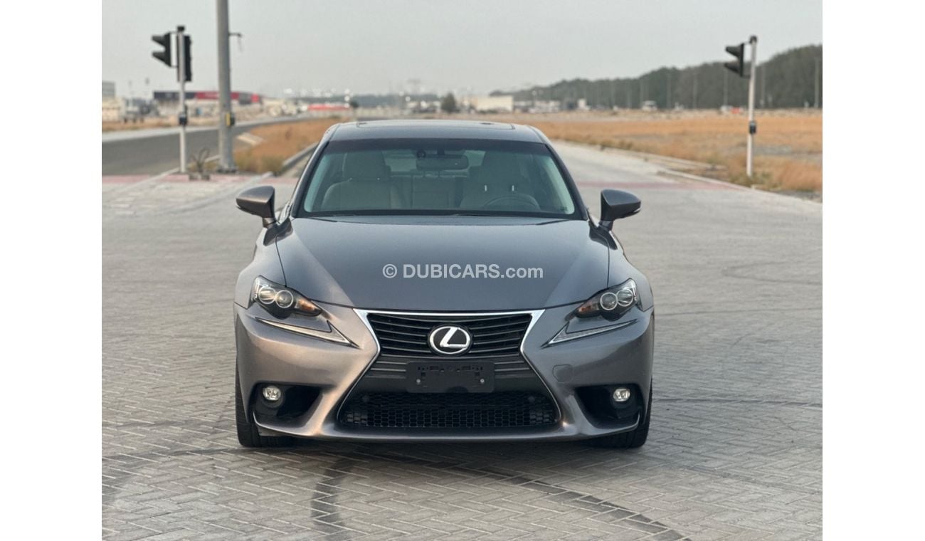 Lexus IS 200 MODEL 2016 car perfect condition inside perfect condition inside and outside