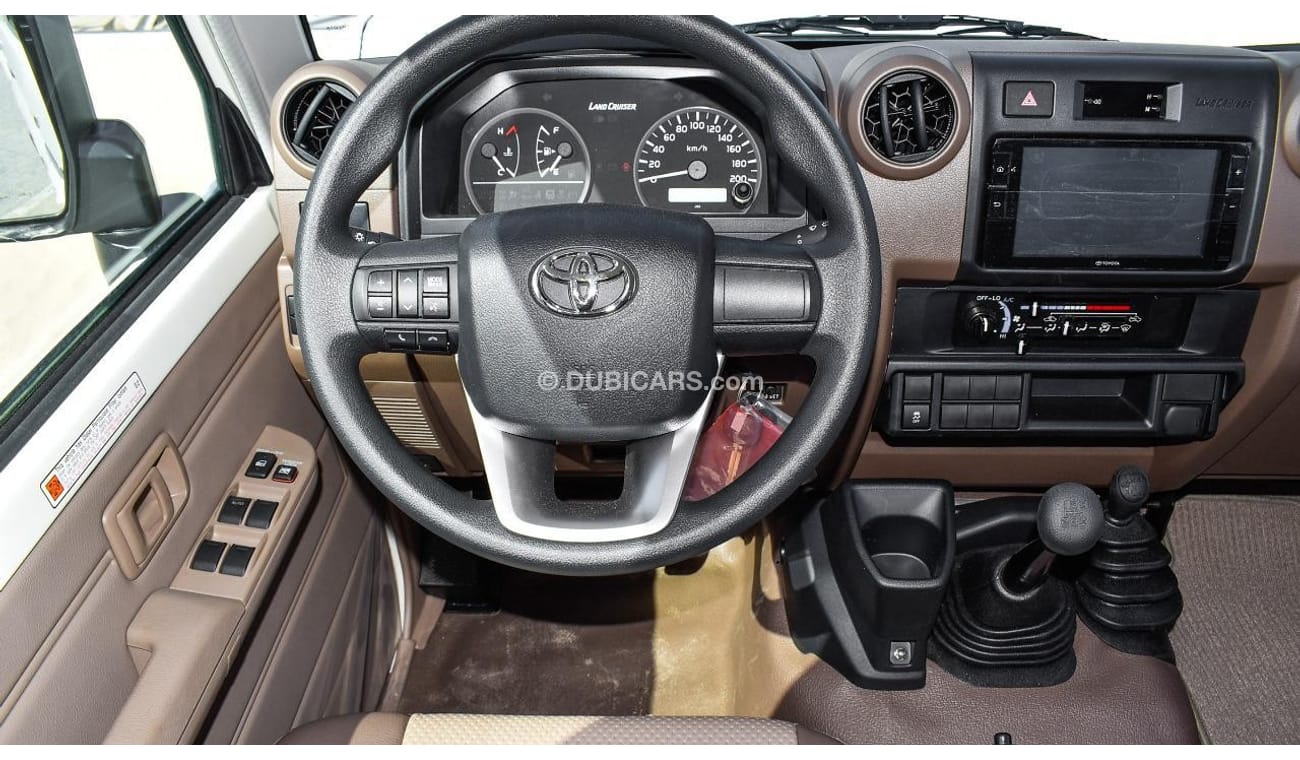 Toyota Land Cruiser Pick Up 79 Double Cab 4.5L MT V8 Diesel