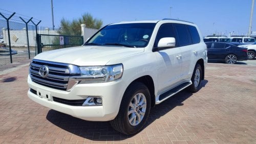 Toyota Land Cruiser EXR JTMHU01JXH4135053  2016-8|| White	|| PETROL	KMS 178883	LHD	AUTO