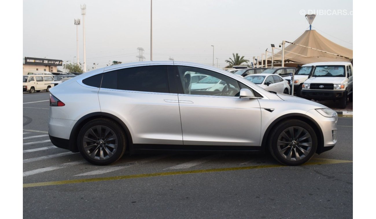 Tesla Model X 2017 TESLA MODEL X 100XB SILVER