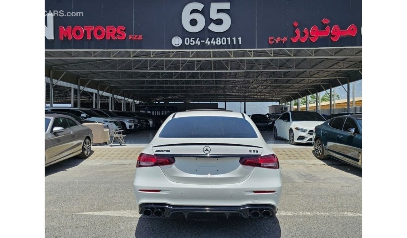 مرسيدس بنز E300 بريميوم