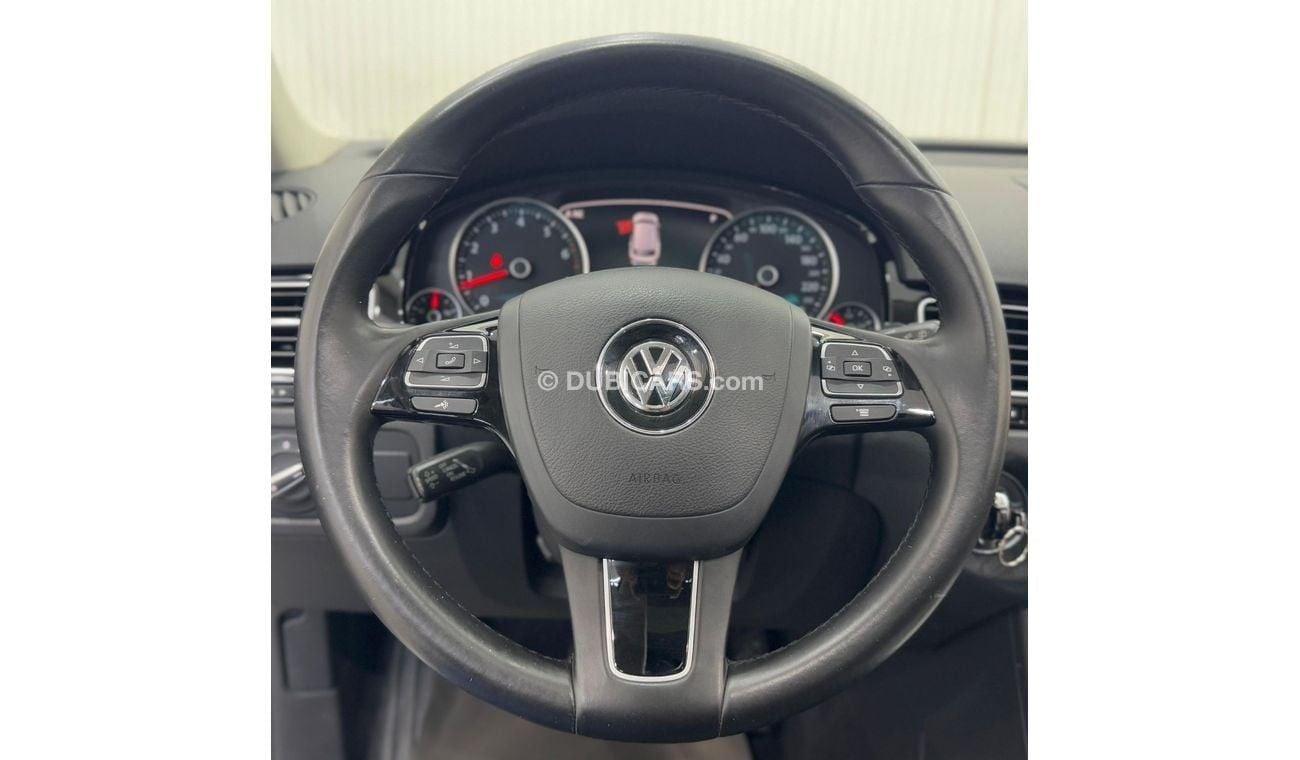 فولكس واجن طوارق R-Line 3.0L 4WD 2018 Volkswagen Touareg R-Line, Warranty, Full Service History, Excellent Condition,