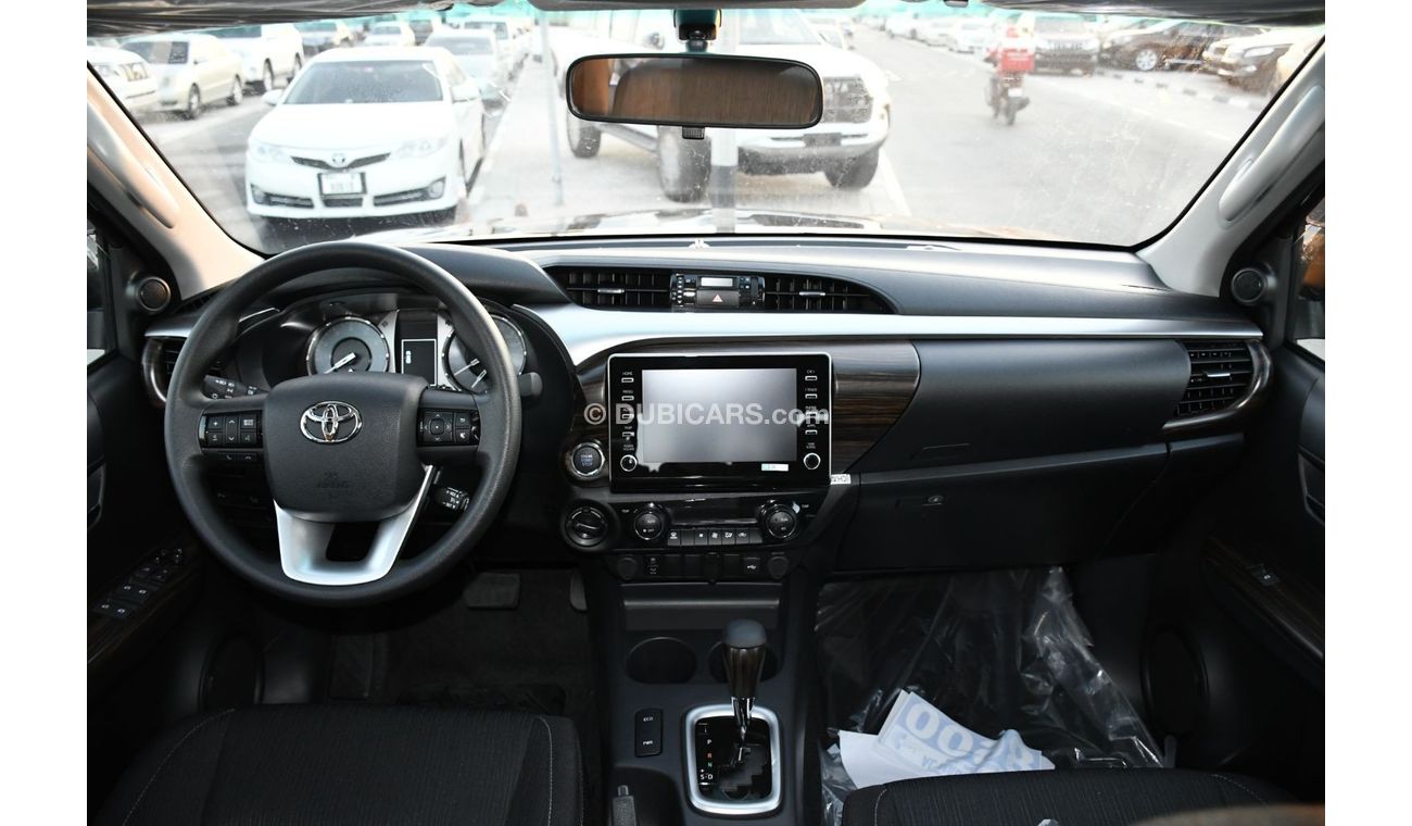 Toyota Hilux SR5 4.0L V6 With Rear Footsteps