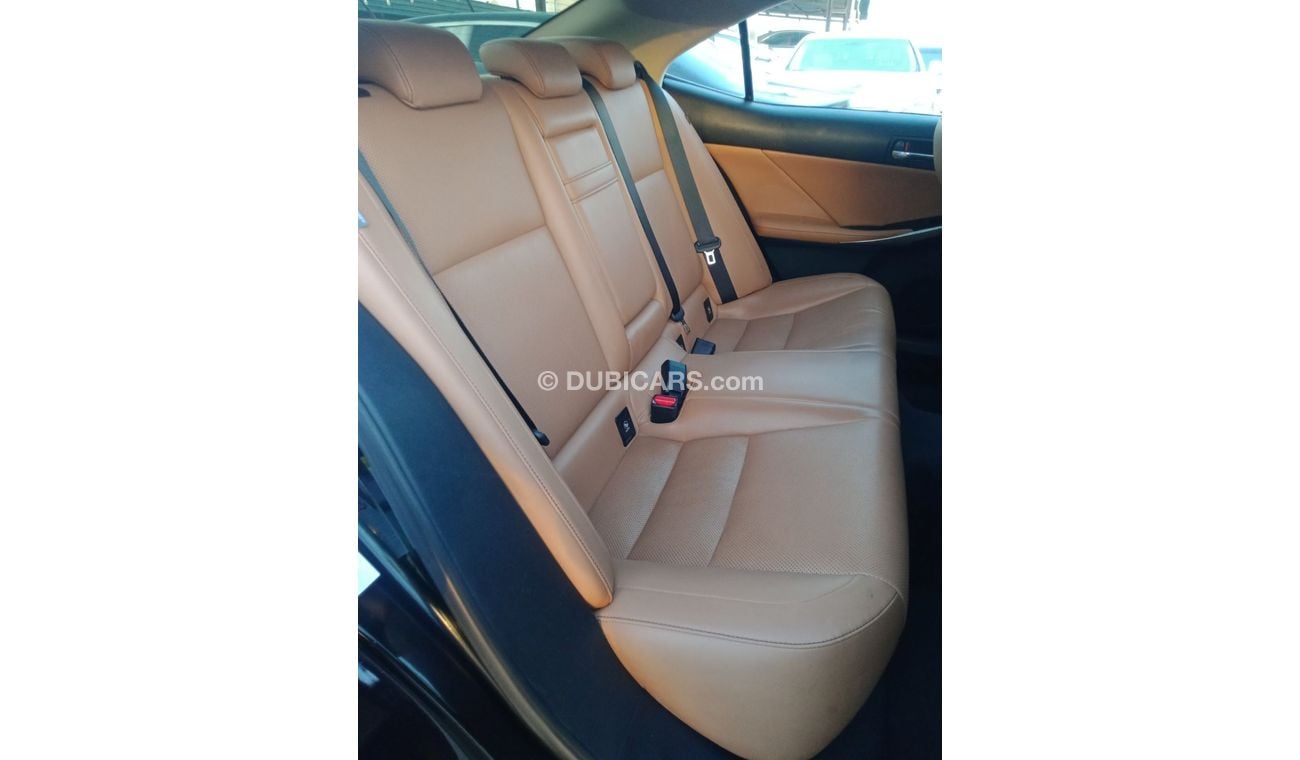 لكزس IS 250 LEXUS IS 250 V6 2.5L Full Option Model 2015