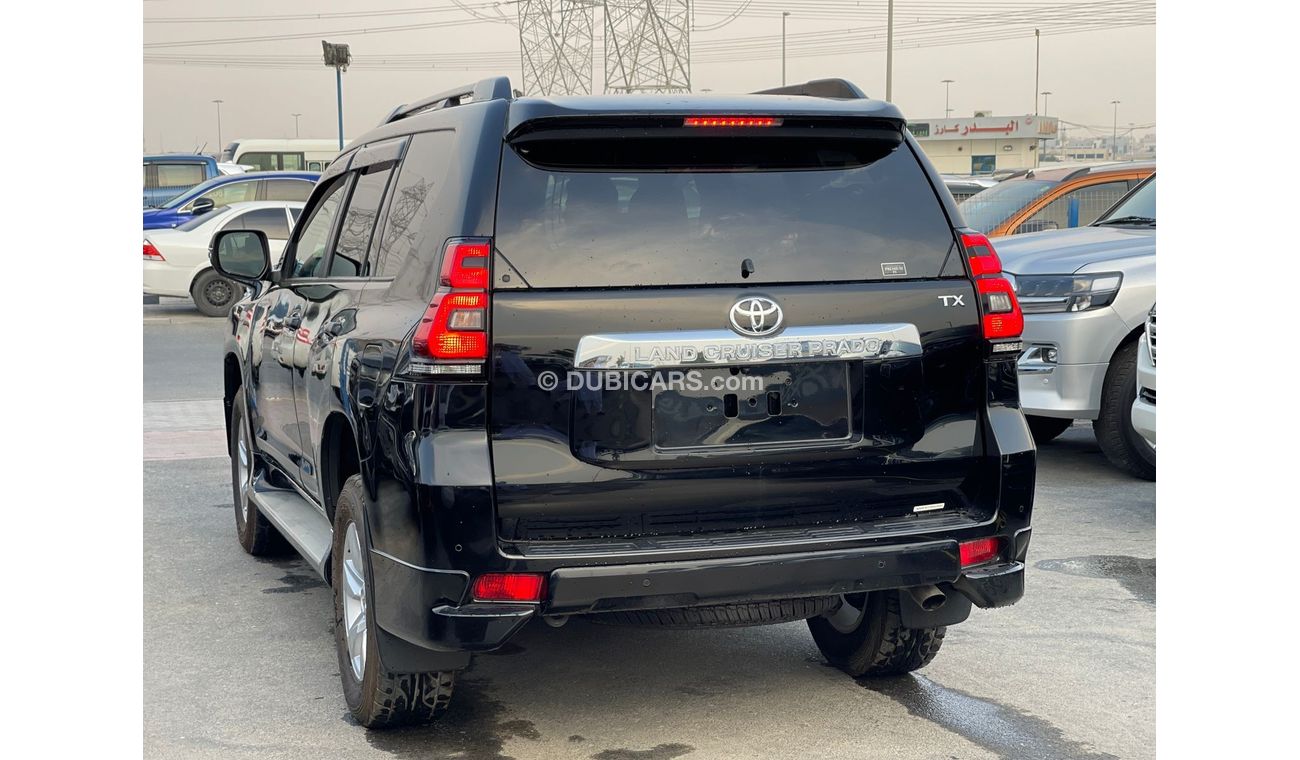 Toyota Prado Toyota prado Petrol Engine RHD model 2020 engine capacity 2.7 for sale from Humera Motors car very c