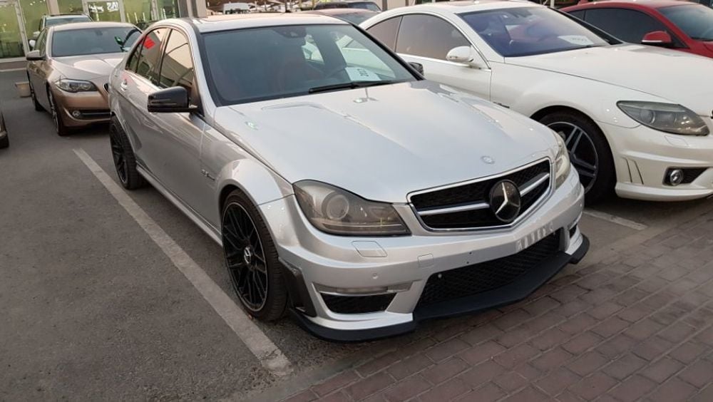 12 Mercedes C63 Amg Specs Design Corral