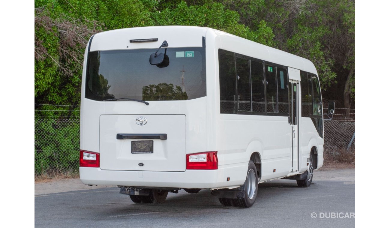 Toyota Coaster 2020 | TOYOTA COASTER | 23-SEATER | AUTOMATIC DOOR | GCC SPECS | T00782