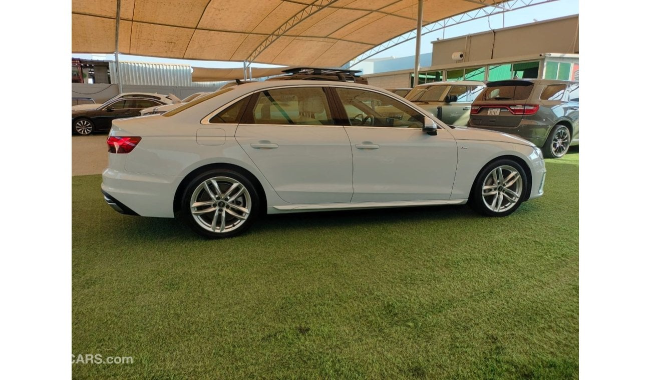 أودي A4 45 TFSI S لاين