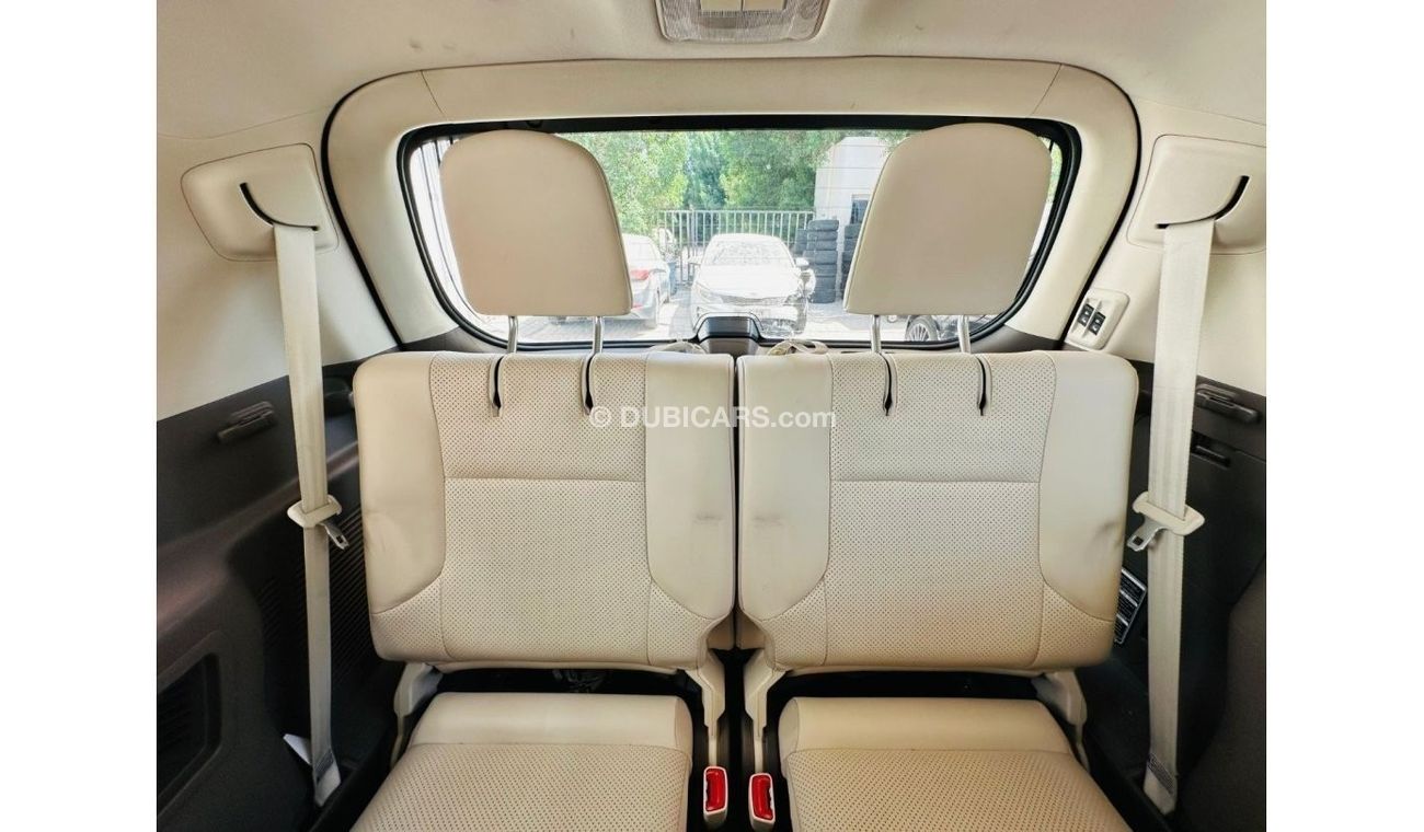 Lexus GX460 Prestige 4.6L LEXUS GX 460 4.6L V8 | GCC | LUXURY INTERIOR | SPACIOUS CABIN | WELL MAINTAINED