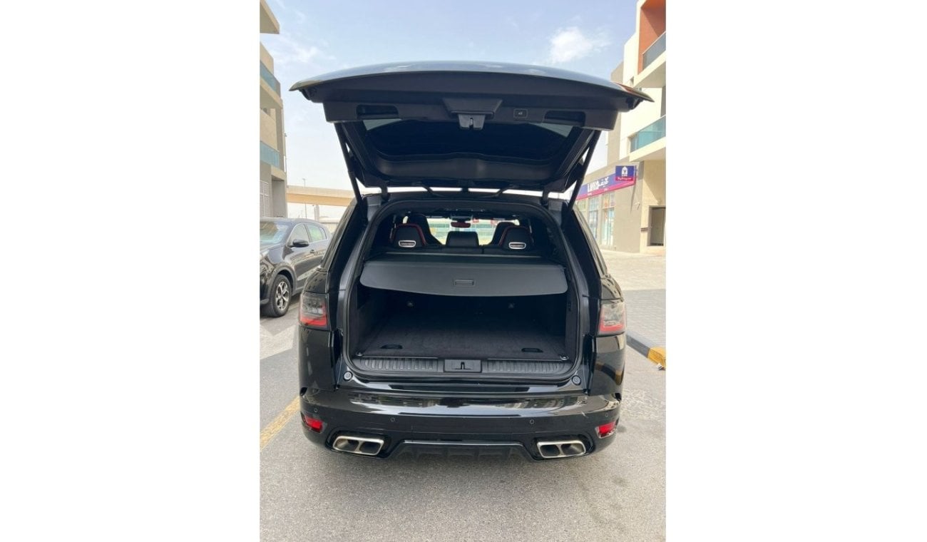 لاند روفر رينج روفر سبورت (آخر) 2018 Land Rover Range Rover SVR Full Carbon Limited Edition   - Immaculate Condition - 54,000 Km