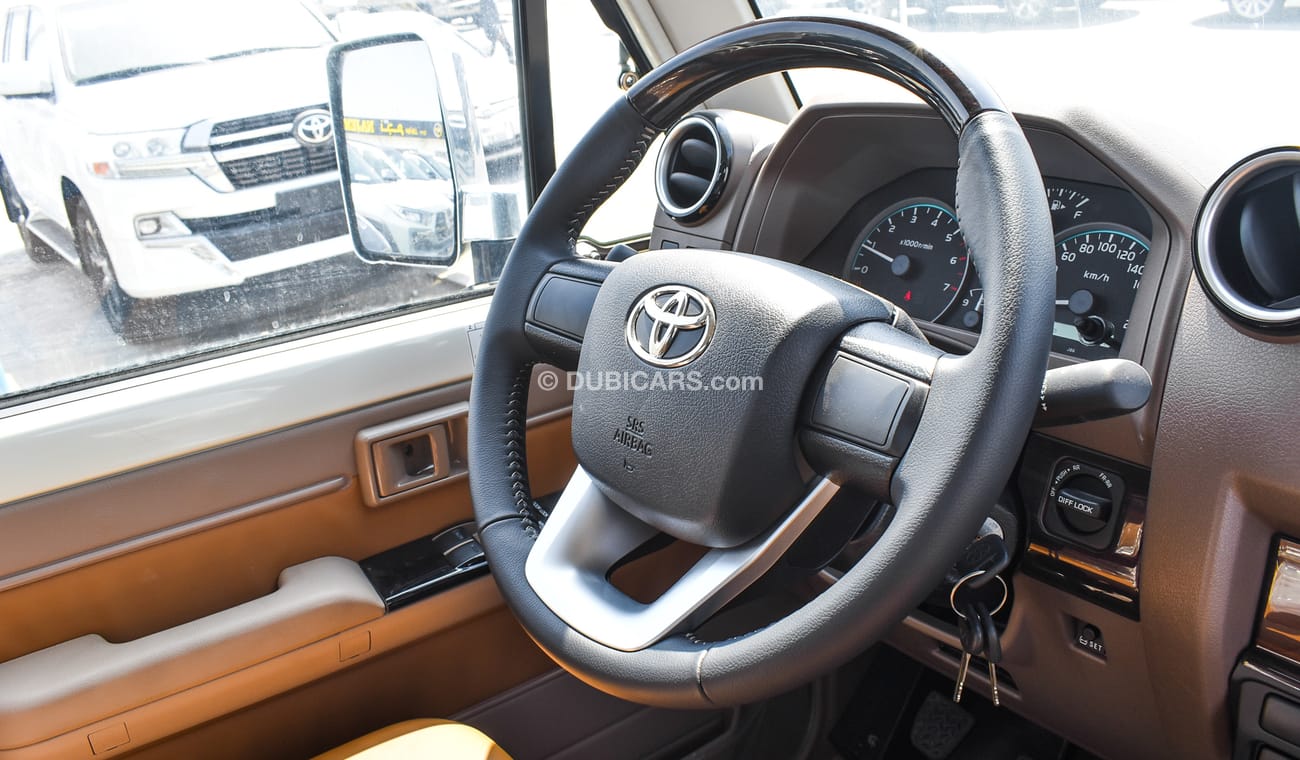 Toyota Land Cruiser Pick Up 4.0L V6 Petrol Single Cabin