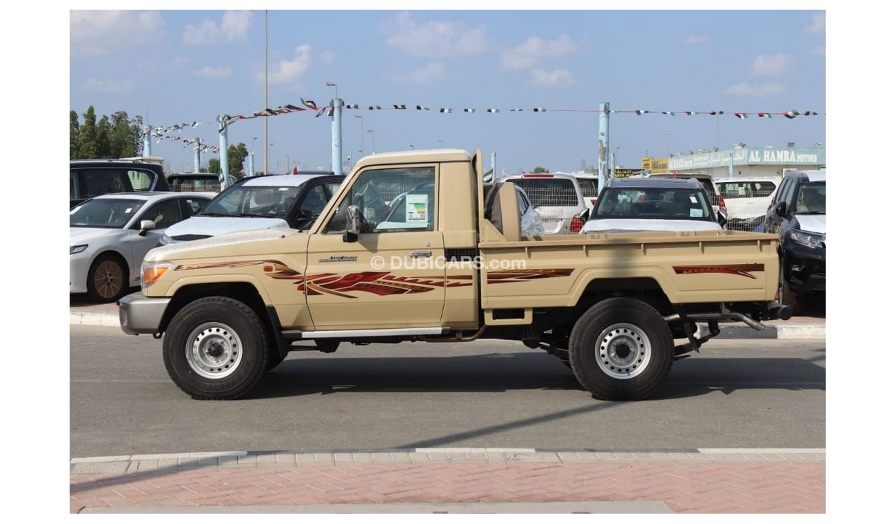 Toyota Land Cruiser Pick Up LX 4.0Ltr V6 4WD SINGLE  CAB, DIFFRENTIAL LOCK,WINCH, POWER WINDOW,WOODEN INTERIOR-POWER MIRROE, MOD