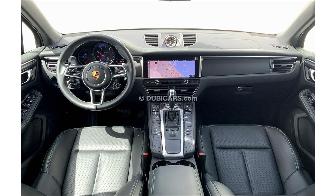 Porsche Macan Standard+ & Sport Chrono Package