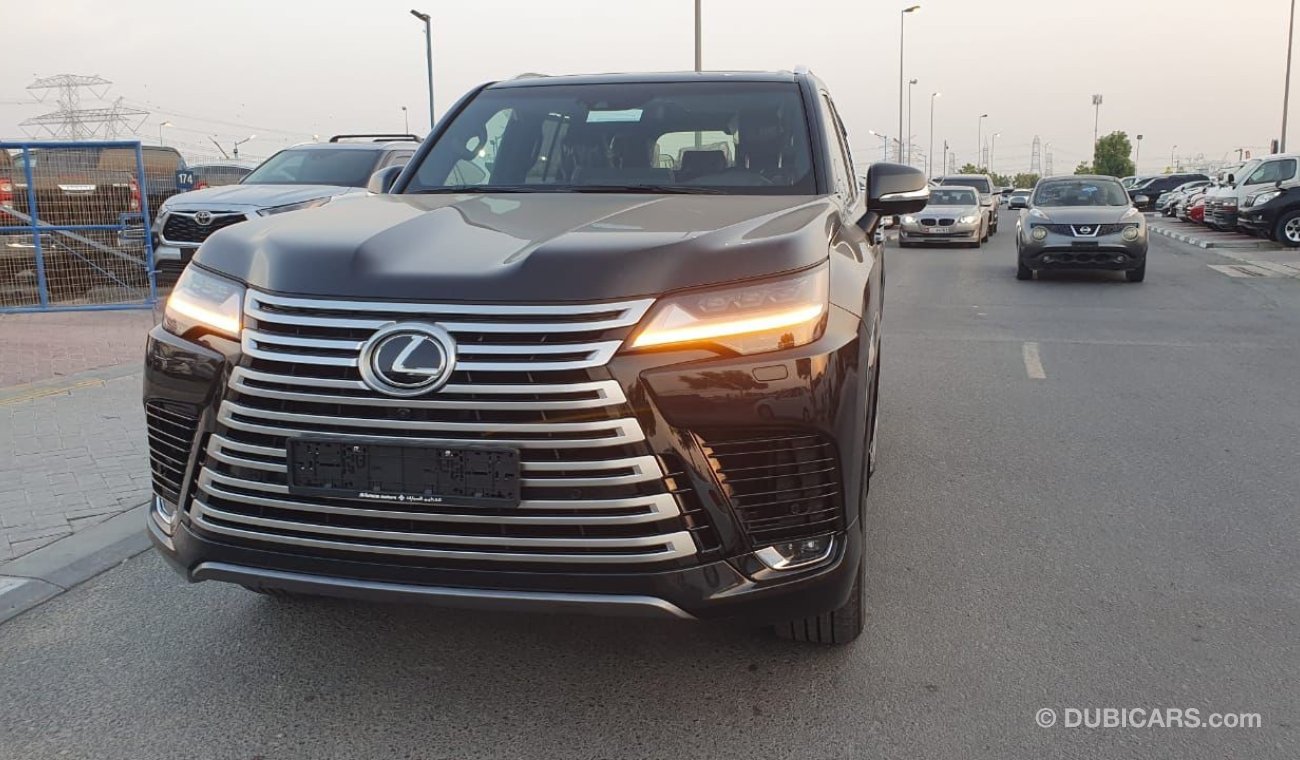 Lexus LX600