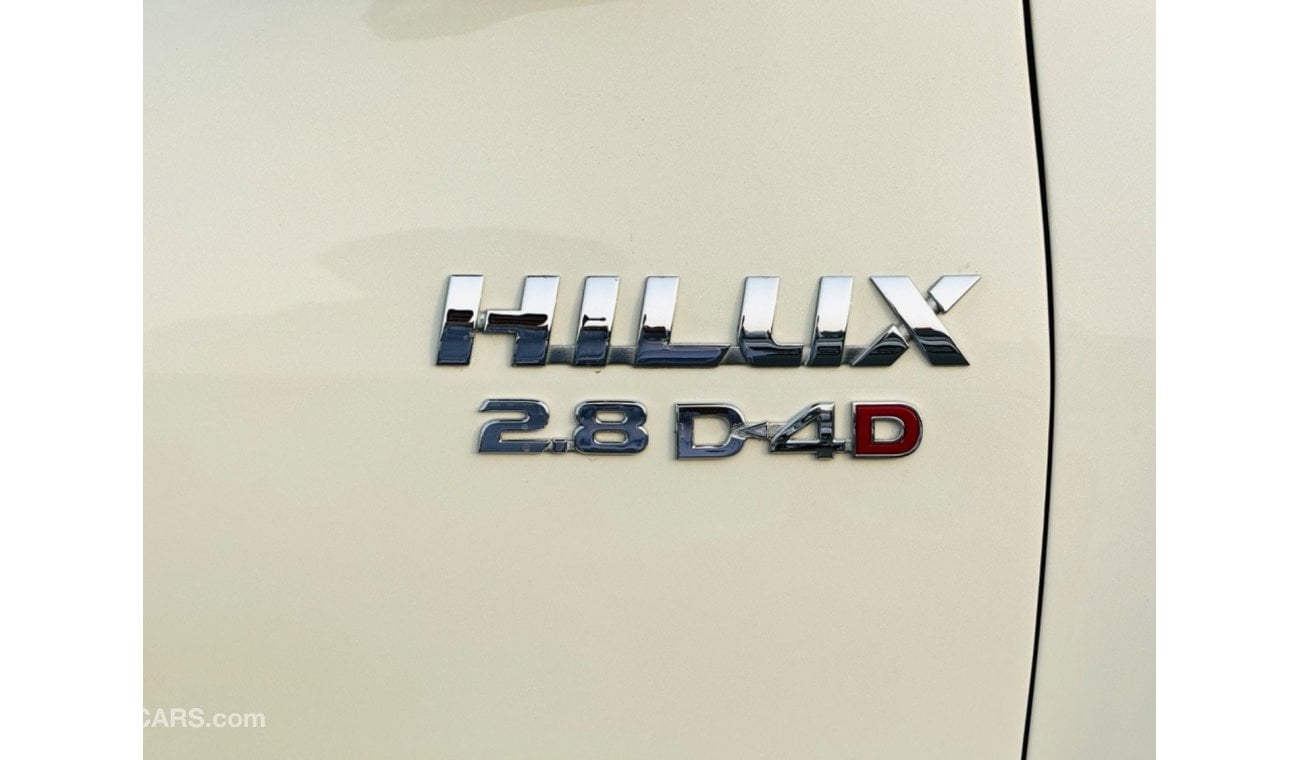 Toyota Hilux Toyota hilux 2019 SR5 RHD diesel engine 2.8cc