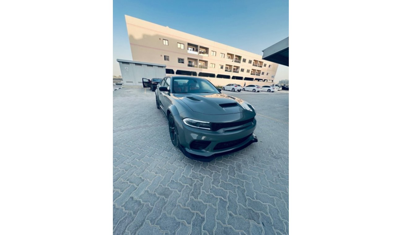 دودج تشارجر 3.6L SXT (متوسط)