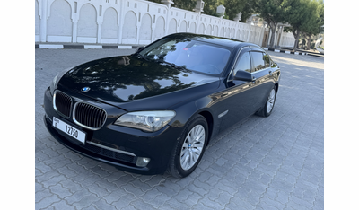 بي أم دبليو 750Li 750i