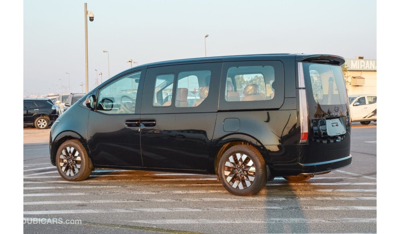 هيونداي ستاريا Premium Luxury Van 2.2L Diesel 2024YM