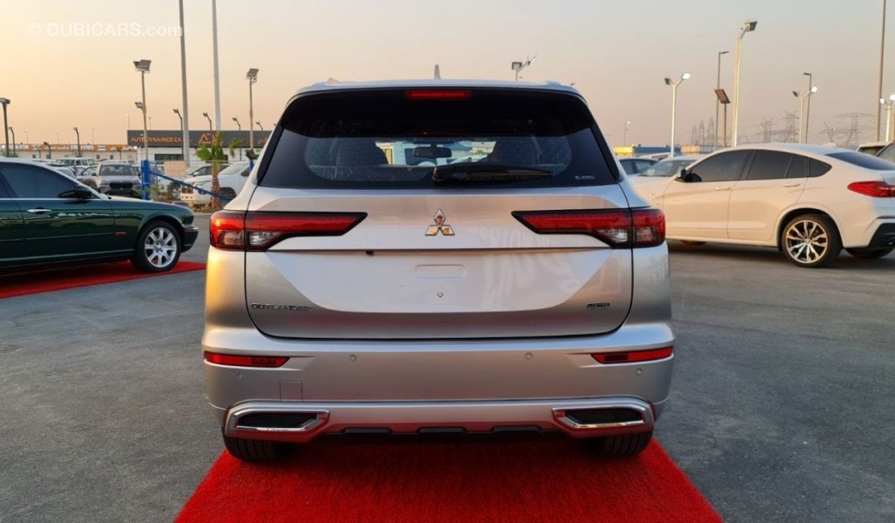 Mitsubishi Outlander OUTLANDER LEMITED EDITION 2025 GCC  2.5L 4WD 7 SEATER