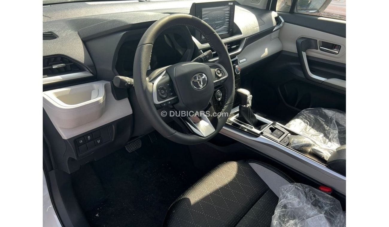 Toyota Veloz 1.5L FWD // 2024 // FULL OPTION WITH PUSH START , WIRELESS CHARGE , CRUISE CONTROL // SPECIAL OFFER