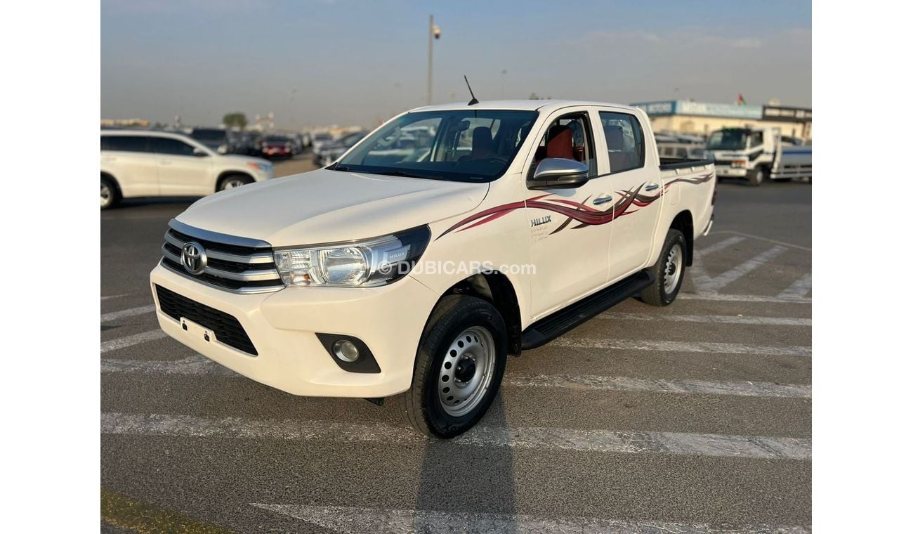 تويوتا هيلوكس 2021 TOYOTA HILUX 2.8L V4 **DIESEL** MANUAL TRANSMISSION  + POWER WINDOW + 4X4  - DOUBLE CABIN - wit