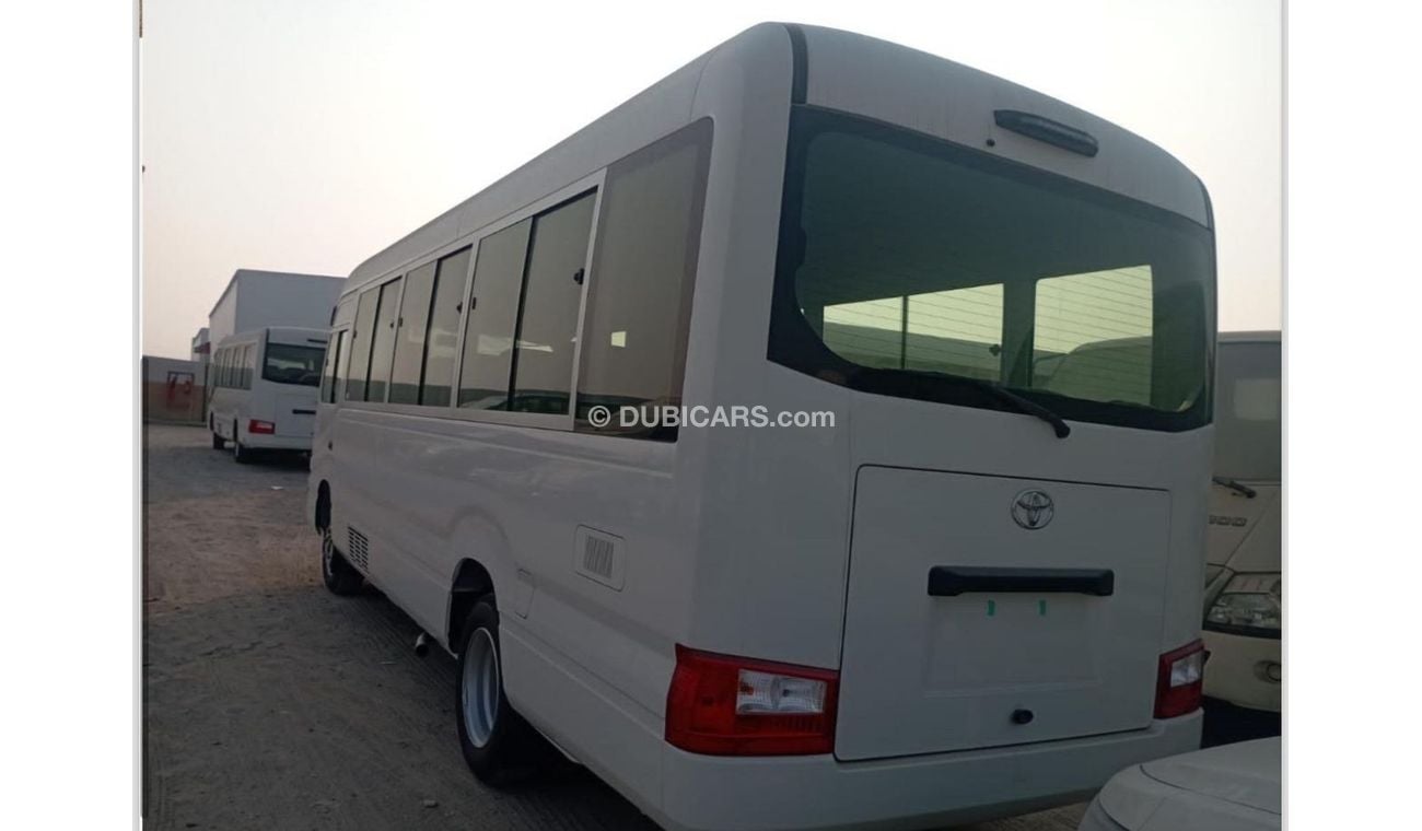 تويوتا كوستر TOYOTA COASTER BUS PETROL 2.7L 30 SEATS