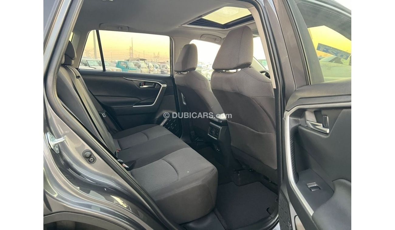 Toyota RAV4 2019 Toyota Rav4 XLE // SUNROOF // 2.5L V4 / UAE PASS