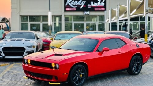 Dodge Challenger SXT For sale