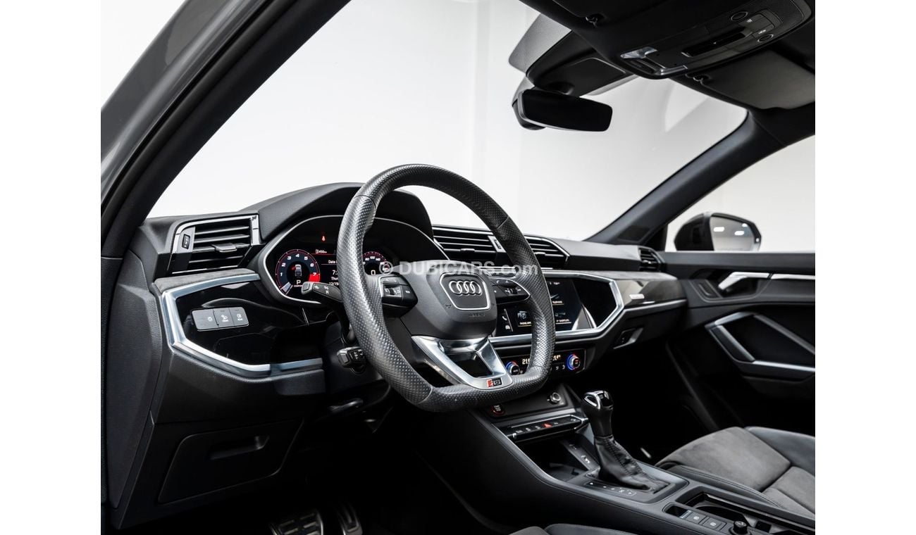 Audi RS Q3 TFSI quattro 2.5L SUV Coupe