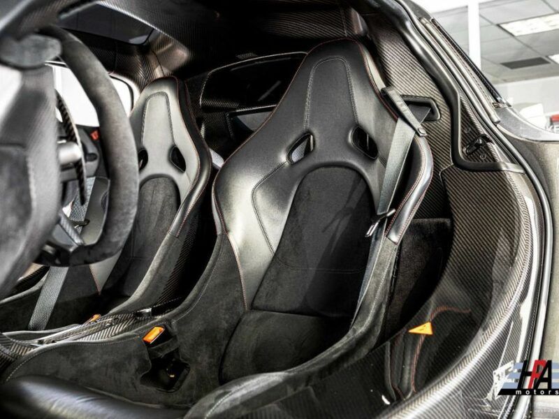 مكلارين P1 interior - Seats