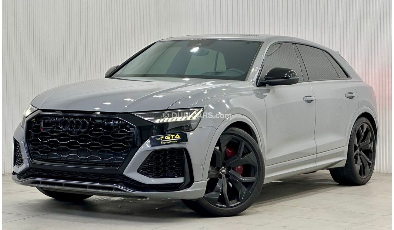 أودي RSQ8 TFSI quattro