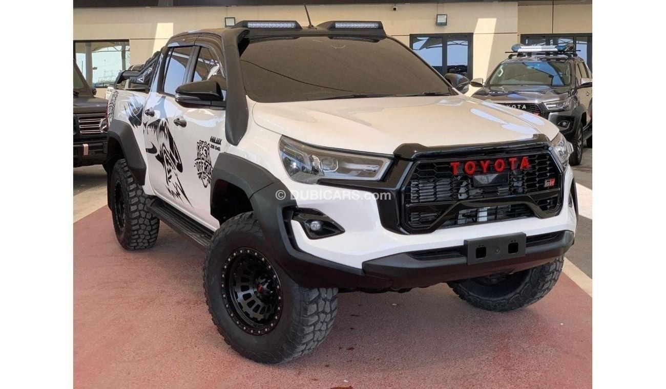 Toyota Hilux SR5