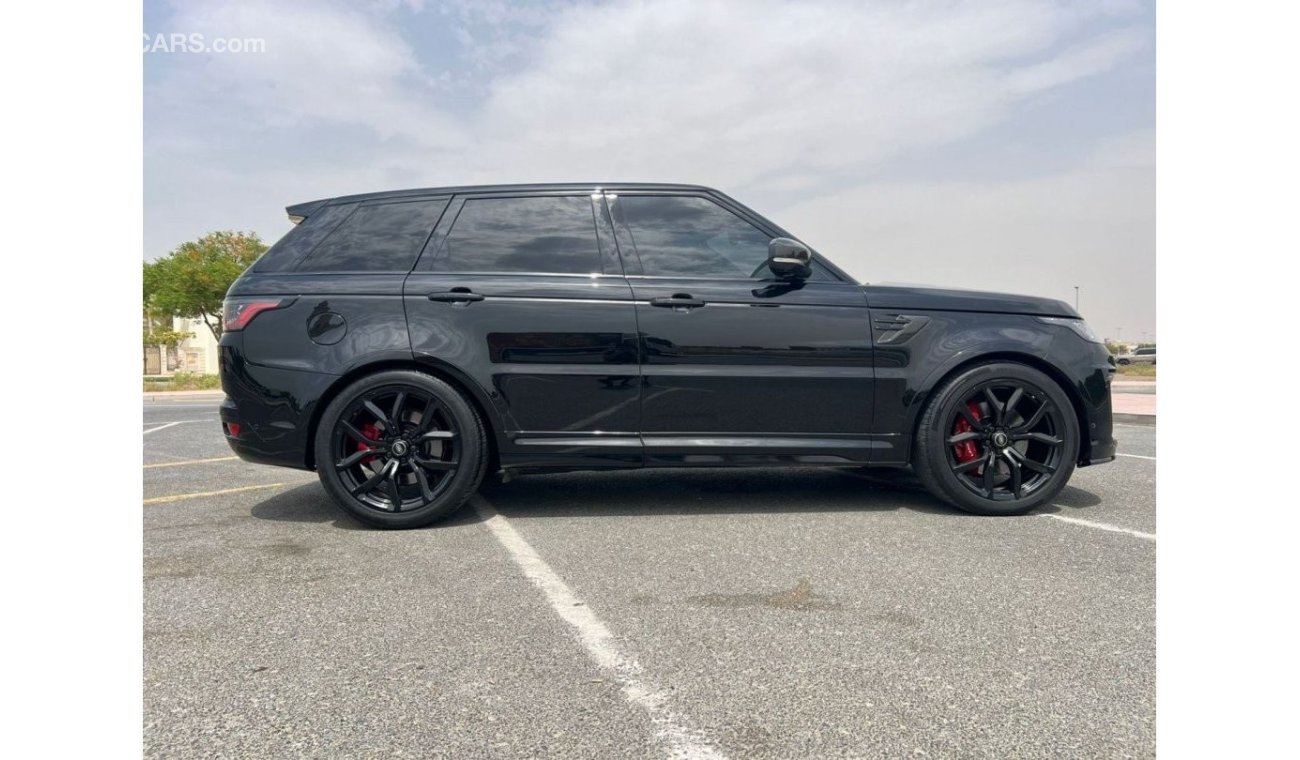 Land Rover Range Rover Sport SVR 2018 Land Rover Range Rover SVR Full Carbon Limited Edition   - Immaculate Condition - 54,000 Km