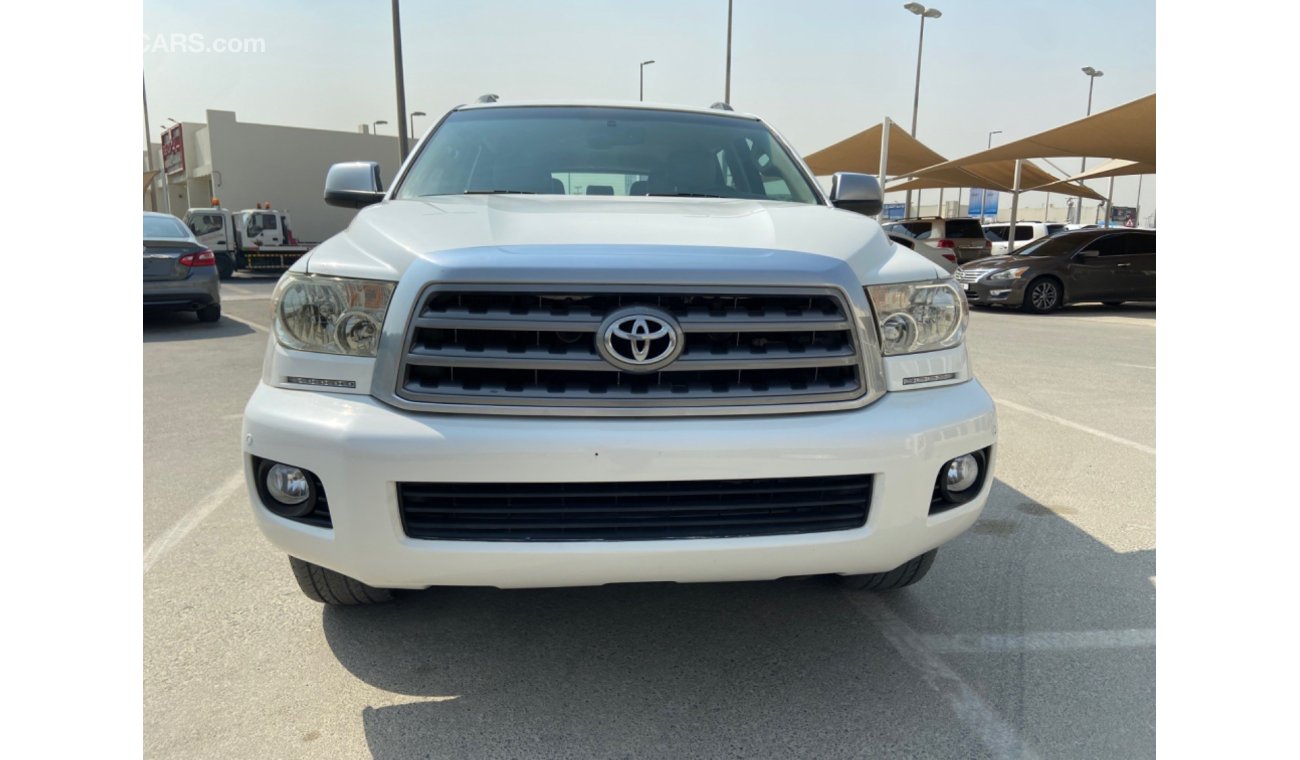 Toyota Sequoia Toyota sequoia 2013 limited g cc full automatic accident free very very good condition clean car