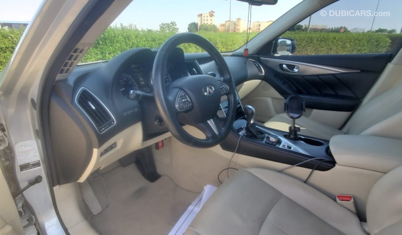 Infiniti Q50 2.0L - 1st owner - No Accident - GCC - under Service Contract