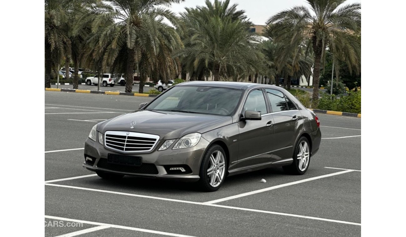 Mercedes-Benz E 250 MODEL 2010 GCC CAR PERFECT CONDITION FULL OPTION PANORAMIC ROOF LEATHER SEATS FULL ELECTRIC CONTROL