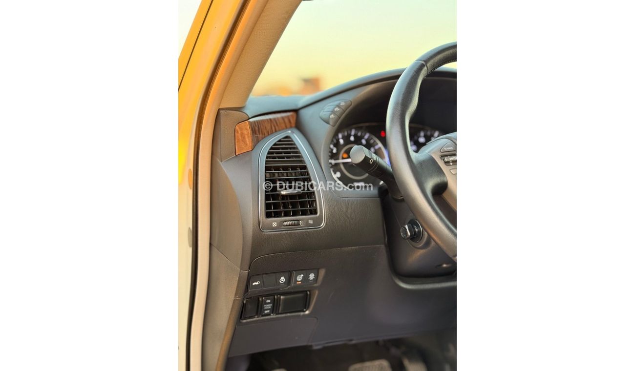 نيسان أرمادا Nissan Armada 4WD Platinum Full Option