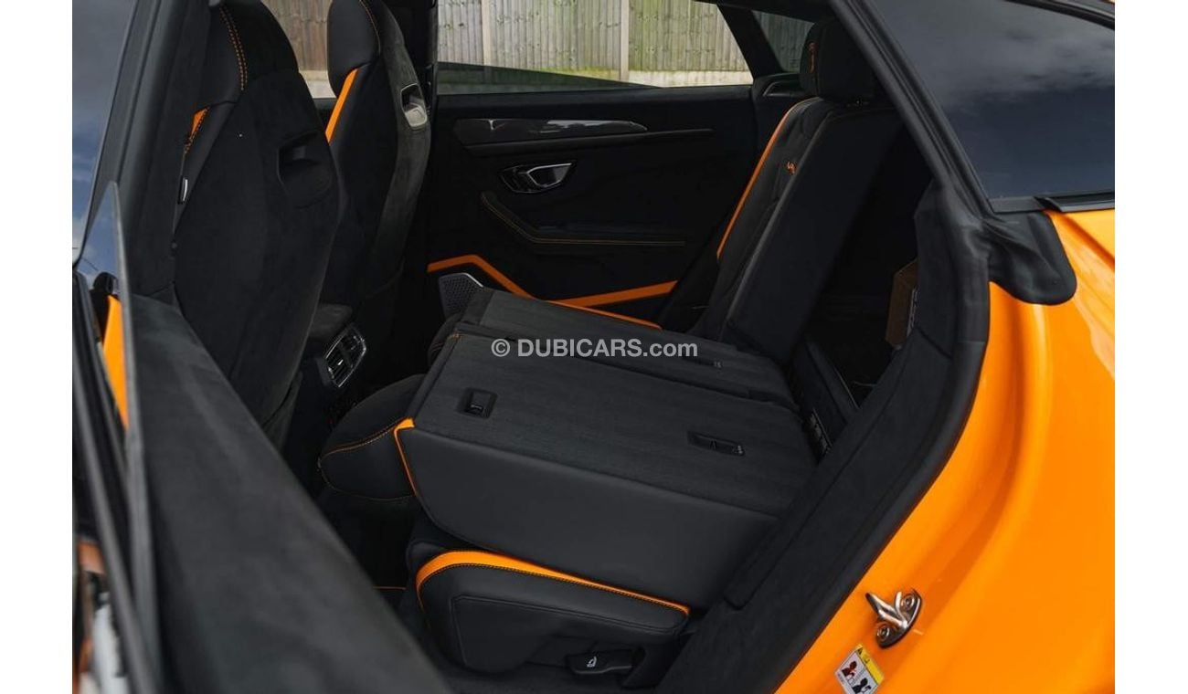 Lamborghini Urus 4.0 V8 BiTurbo Performante RIGHT HAND DRIVE