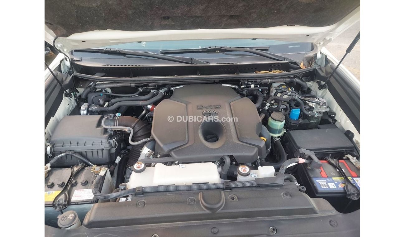 Toyota Prado 2.8L DIESEL AUTOMATIC TRANSMISSION