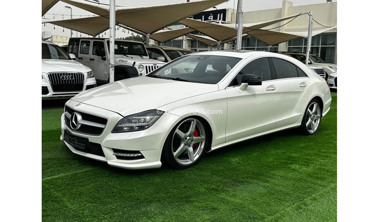 Mercedes-Benz CLS 500 MODEL 2014 GCC CAR PERFECT CONDITION INSIDE AND OUTSIDE