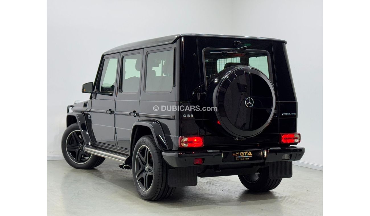 مرسيدس بنز G 63 AMG Std 5.5L 2015 Mercedes Benz G63 AMG, Service History, Carbon Fiber Package, Full Options, GCC