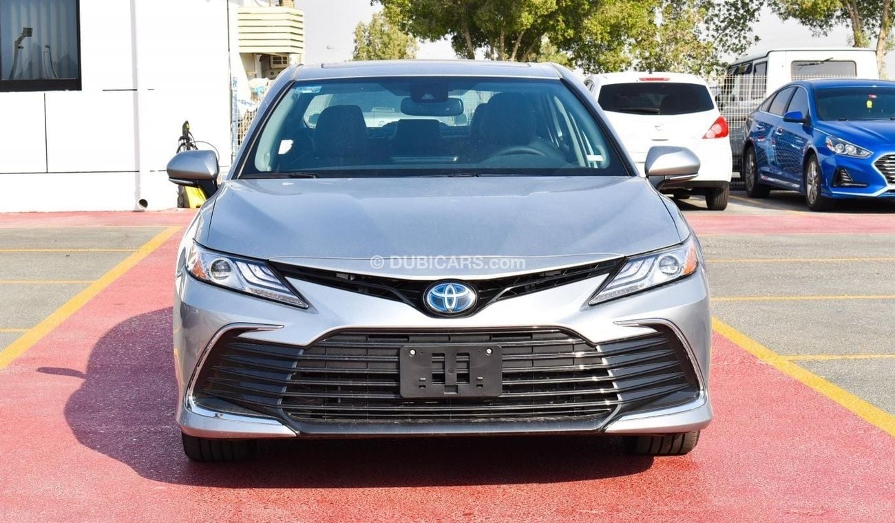 Toyota Camry XLE Hybrid