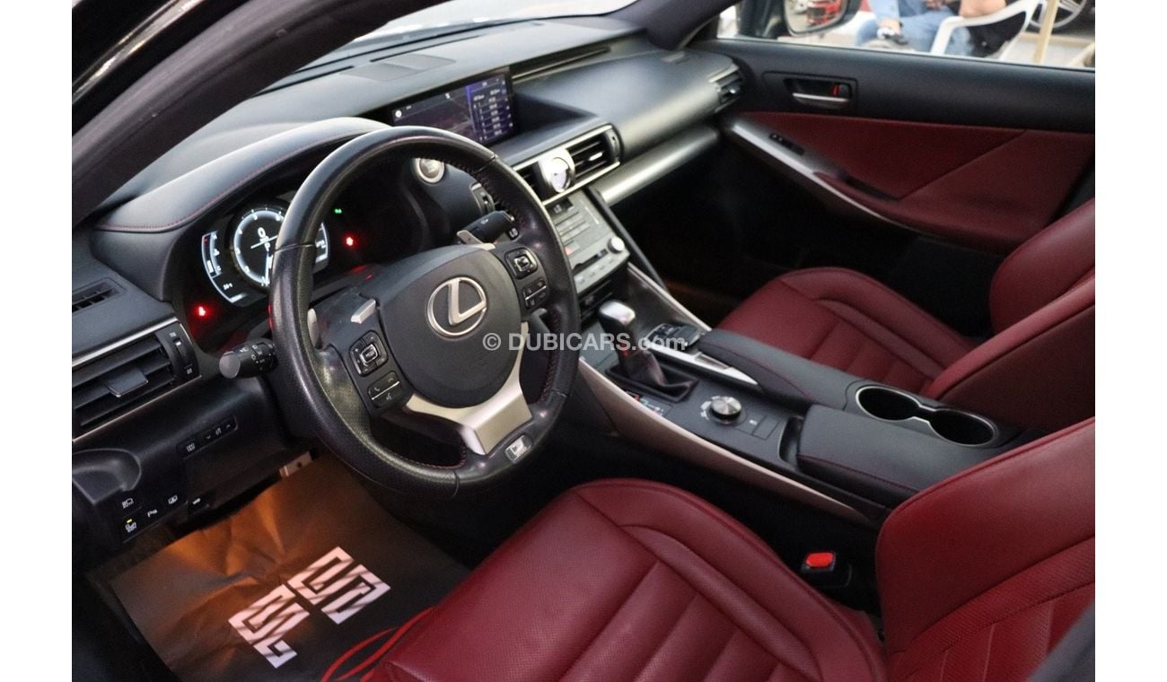 لكزس IS 350 F Sport Platinum 3.5L Lexus IS350 F-Sport Platinum / V6 3.5L / GCC / Free Accident / 2019