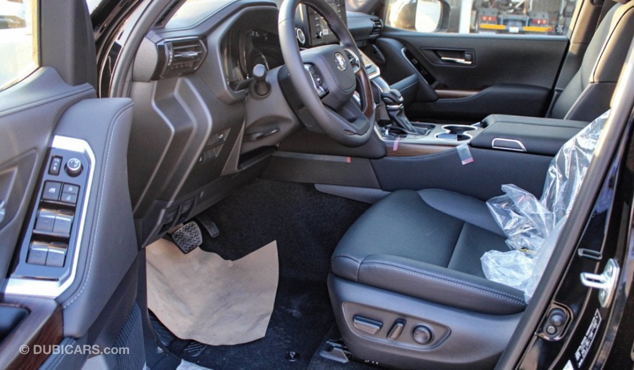 تويوتا لاند كروزر TOYOTA LC300 4.0L VX V6 CHROME PACK P SEAT AT (Export Only)