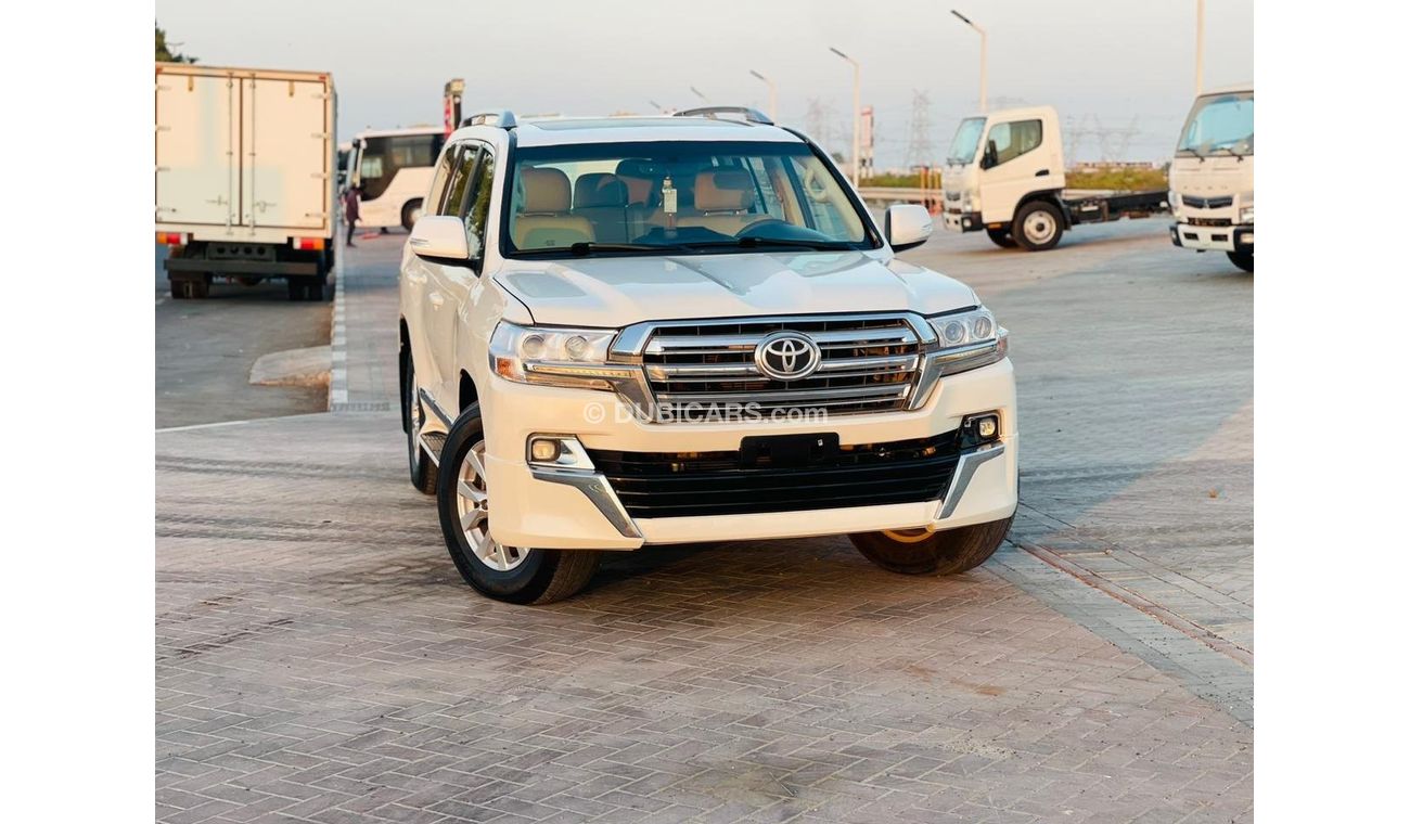 تويوتا لاند كروزر Toyota Hilux pickup 2021 GR Full Option Diesel 2.8