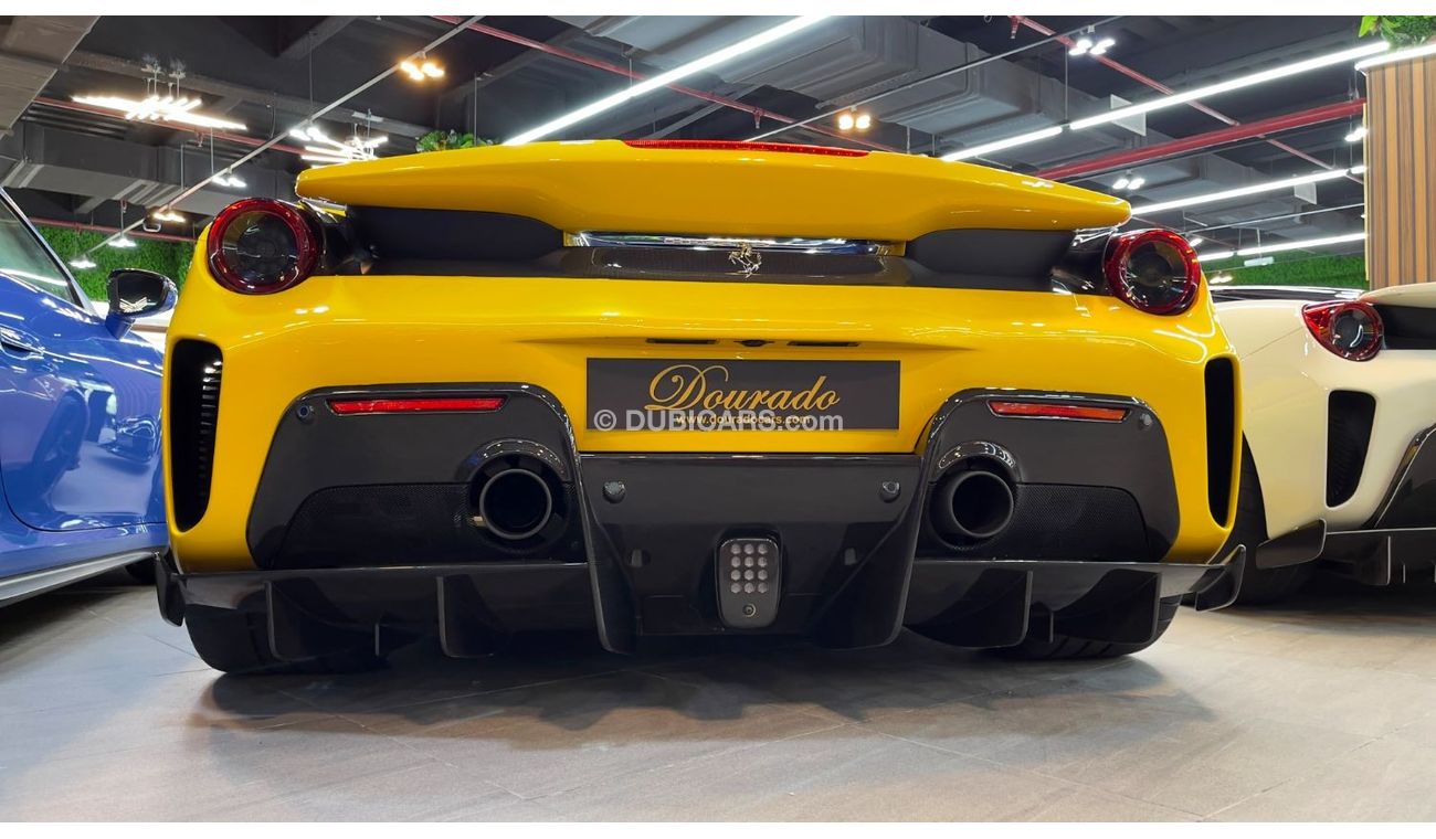 فيراري 488 Pista Spider | 2020 | Giallo Modena | Full Carbon Fiber | 720 HP