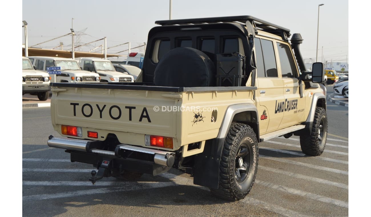 Toyota Land Cruiser Pick Up Double Cabin Perfect inside and out